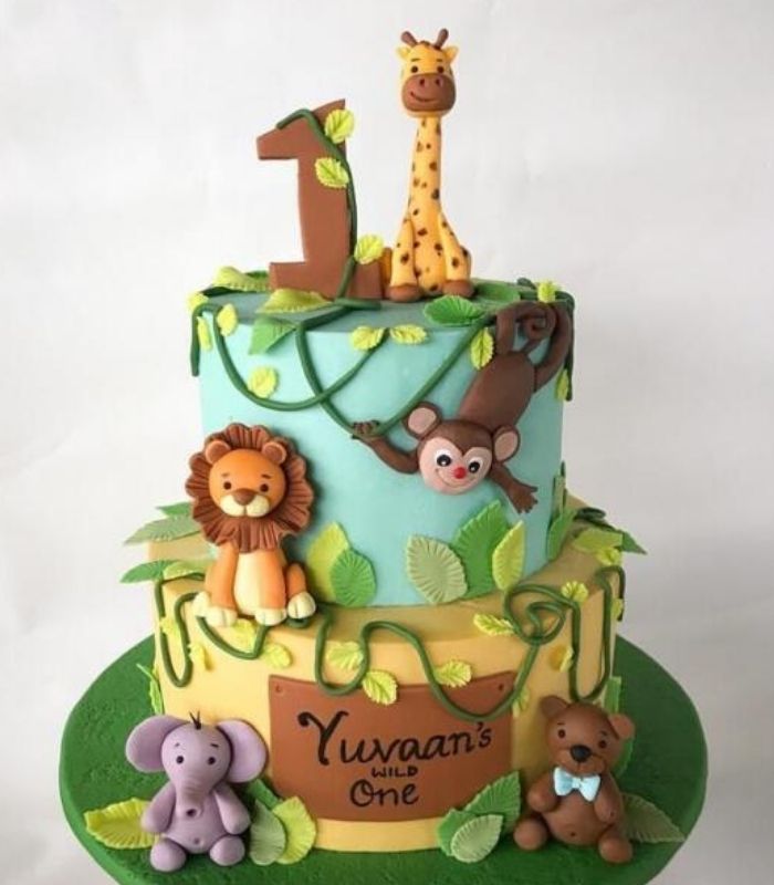 Animals Themed Fondant Cake 2 - The Cake World Shop