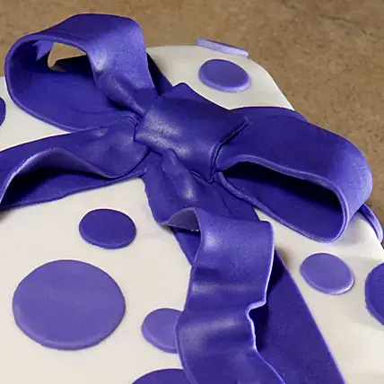 Blue Gift Wrap Fondant Cake